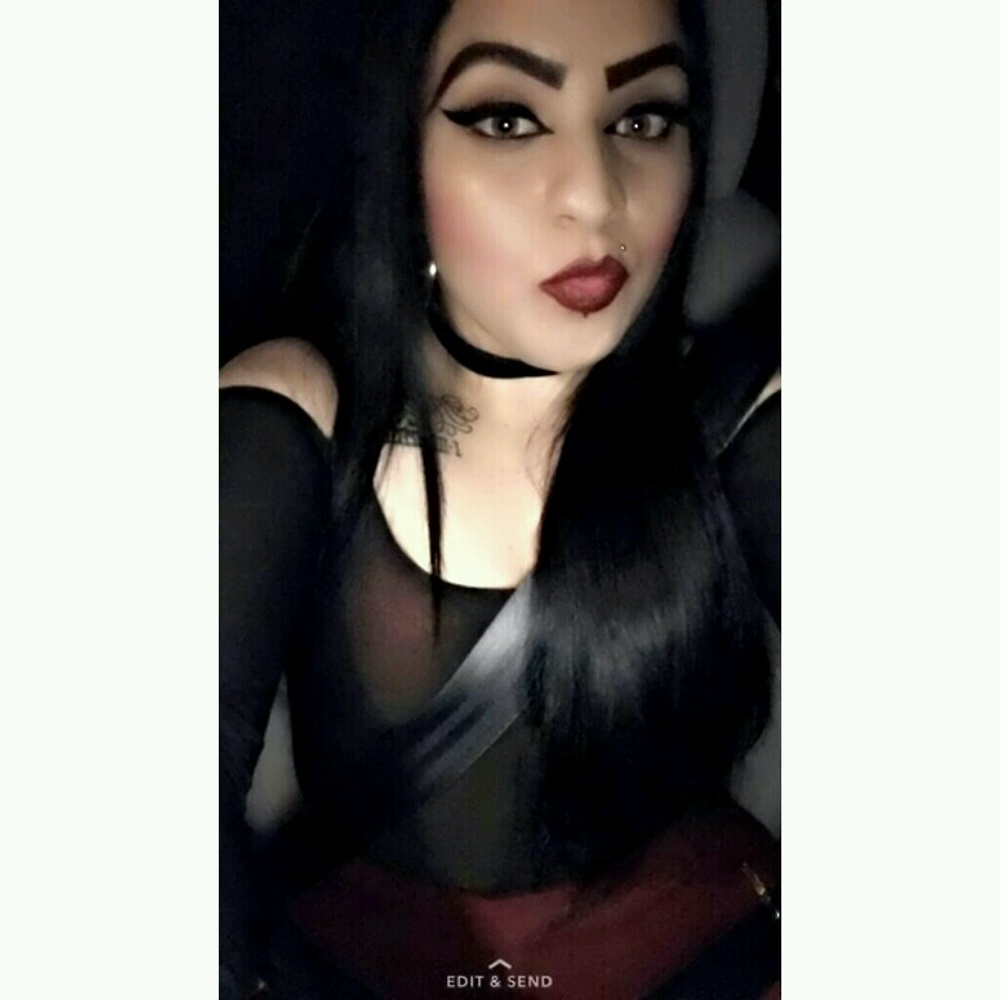 Meet your Posher, Janet